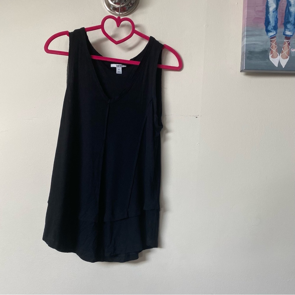 Bar III ribbed tank